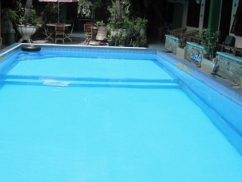 Oyo 585 Hotel Perwita Sari Yogyakarta Ngoại thất bức ảnh
